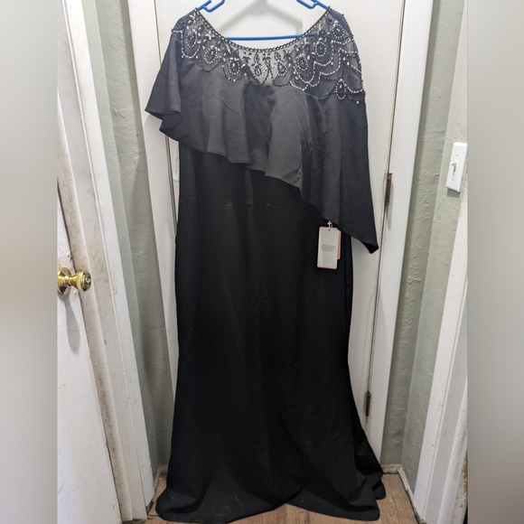 JJs House Dresses & Skirts - JJ's House Black Beaded Evening Wedding Dress NWT